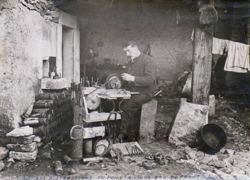 Men_Making_trench_art_h_amended_2021
